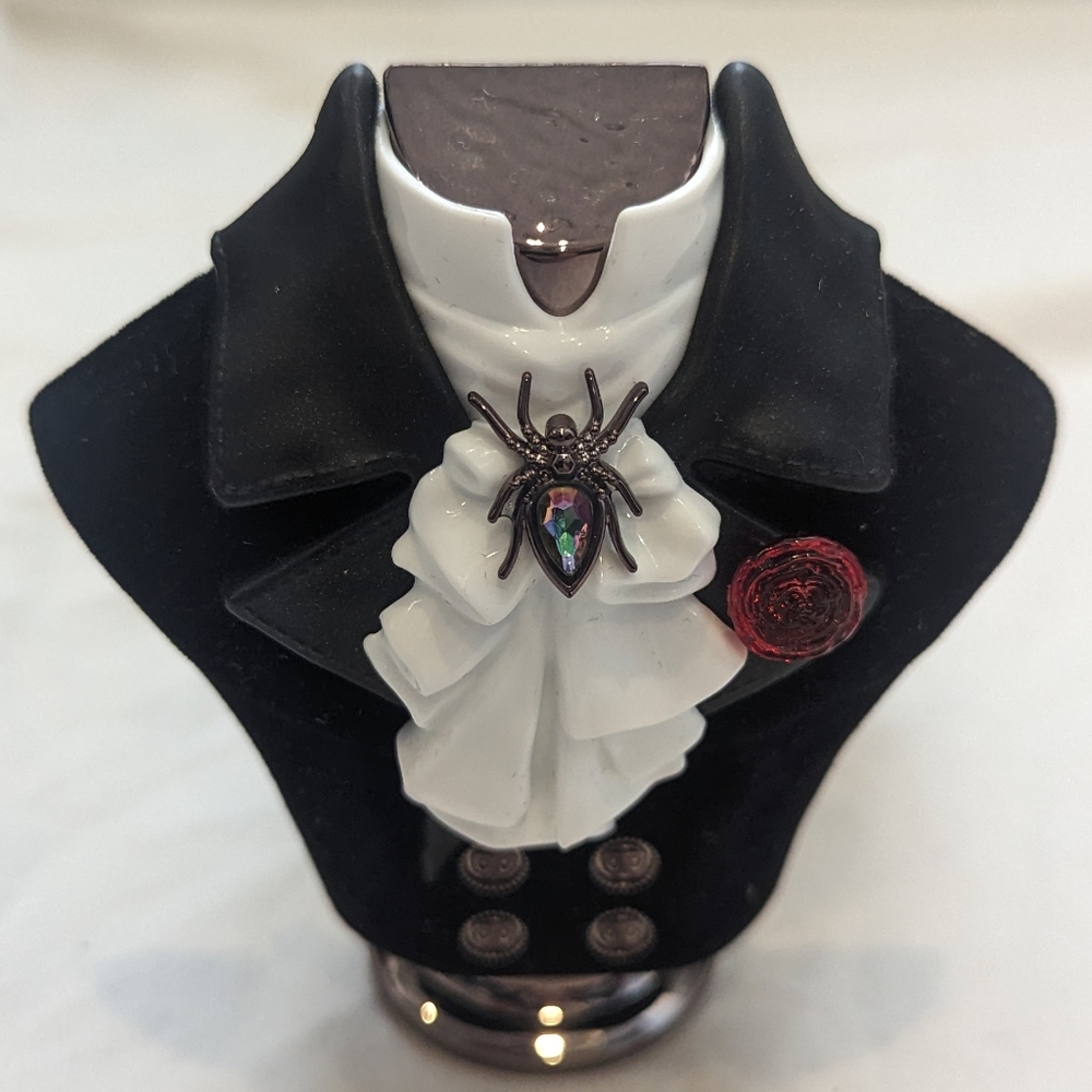 Headless Horseman wall plug with projector light